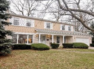 10 Cody Ln, Deerfield, IL 60015