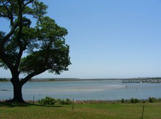 176 Flamingo Ln, Sneads Ferry, NC 28460