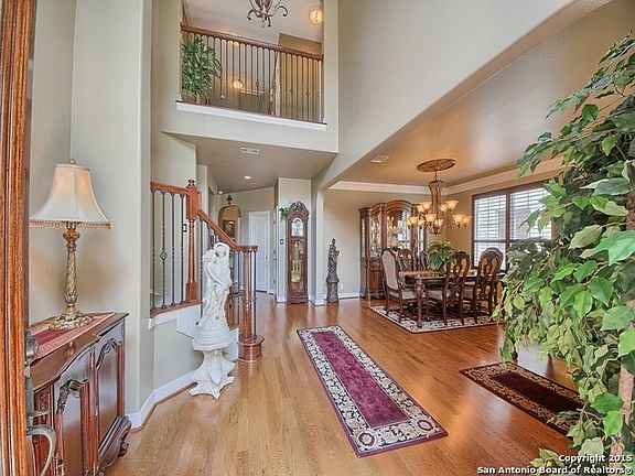3rd image of 2210 Cactus Cir