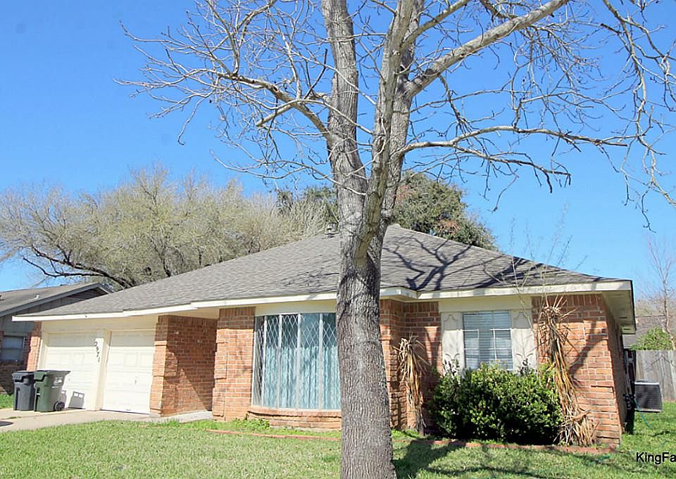 1st image of 2971 Jenny Dr