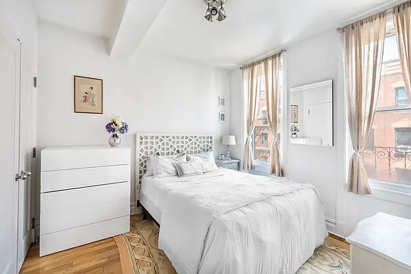 Sold by Douglas Elliman | media 11