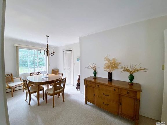4th image of 39 Beechwood Dr