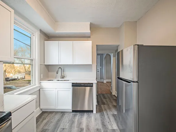 1214 S 25th Ave, Omaha, NE 68105