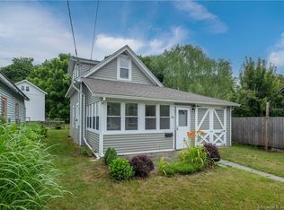 58 Union St, Deep River, CT 06417
