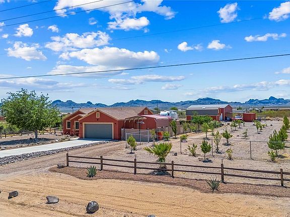 2nd image of 3643 N Estrella Rd