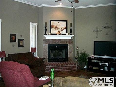 4th image of 1242 Briar Cliff Path