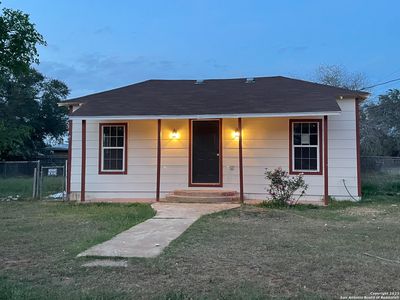 921 E TAFT ST, Pearsall, TX, 78061