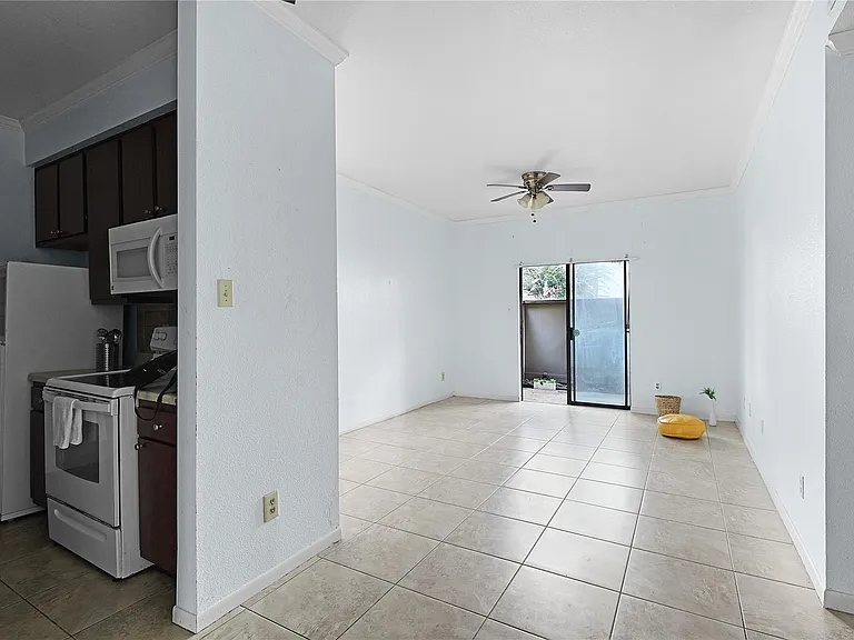 10051 Westpark Dr #205 — Photo 11