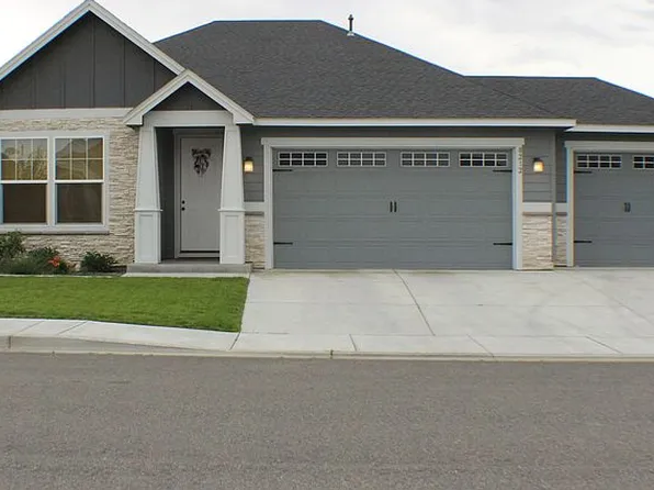 8212 Fernow St, West Richland, WA 99353