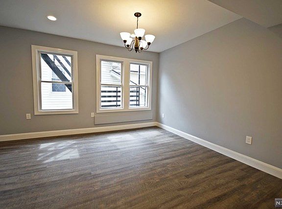 5th image of 777 Edgewood Ln Floor 2