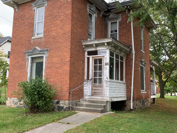 402 N Fayette St, Fayette, OH 43521