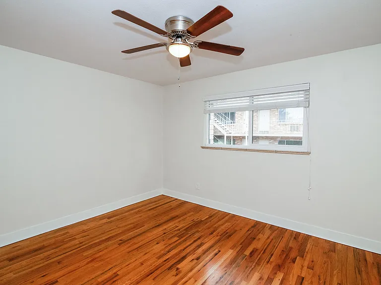 2421 S Gaylord St — Photo 44