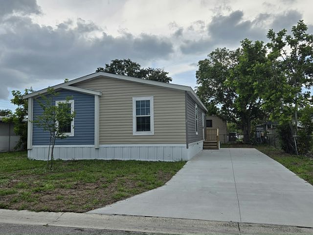 1st image of 1219 51st Ave E Lot 9