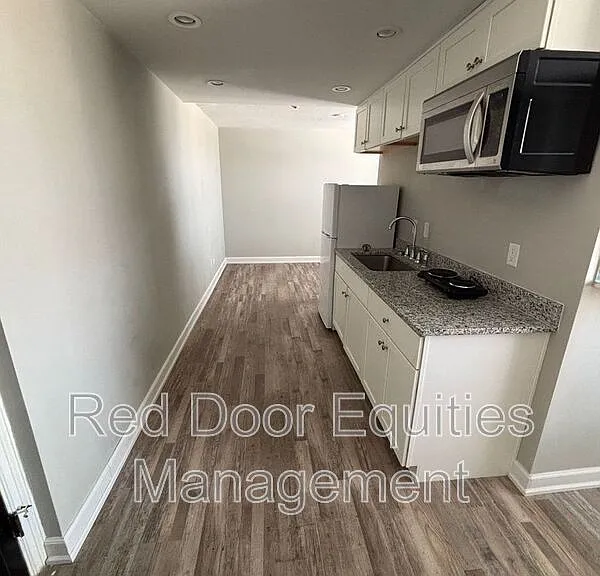123 N Broad St #505 — Photo 2