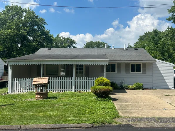 2813 30th St NE, Canton, OH 44705