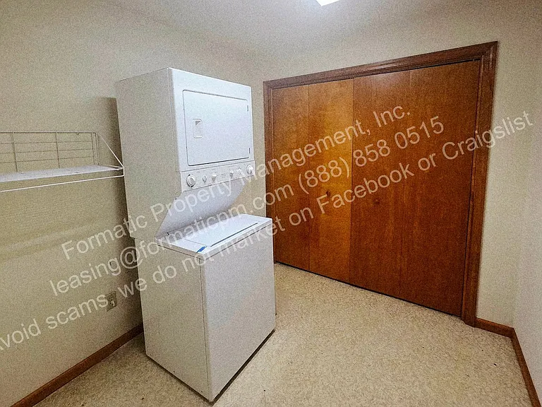 157 N Gates Ave — Photo 17