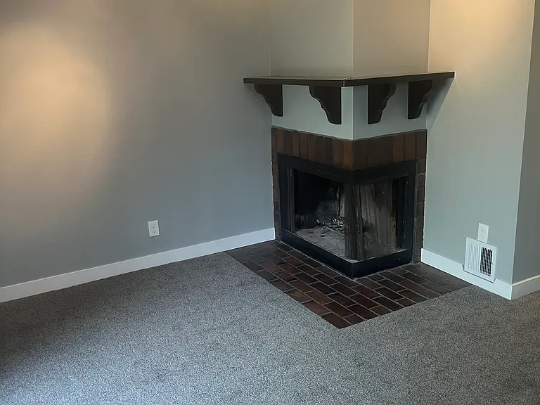 2630 Mississippi St — Photo 8
