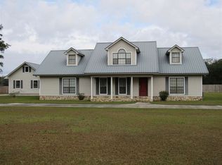 11524 NW Summers Rd, Bristol, FL 32321