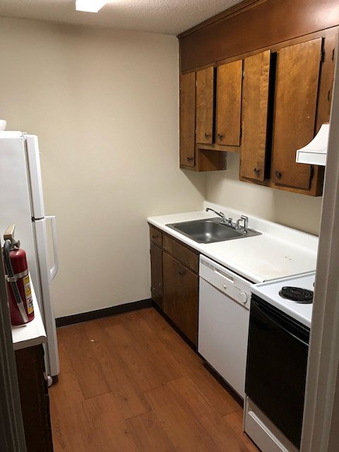1st image of 2900 18th Ave APT 6
