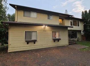 17522 19th Ct NE, Shoreline, WA 98155