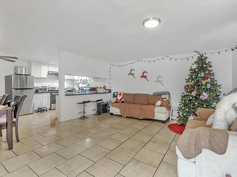 8102 Kiltie Way #8102 — Photo 4
