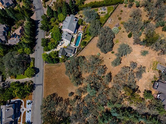 3rd image of Highland Hills Dr