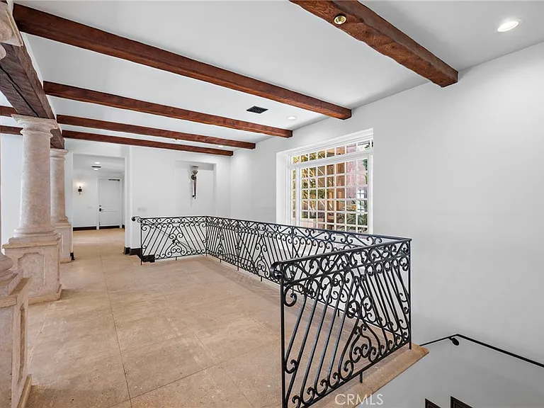 1316 Beverly Grove Pl — Photo 10