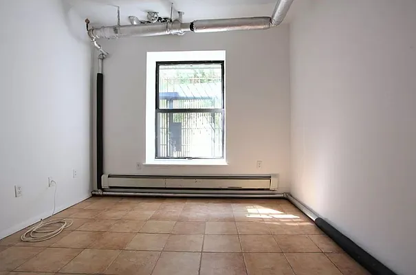 Rented by Metropolitan Property Group | media 49