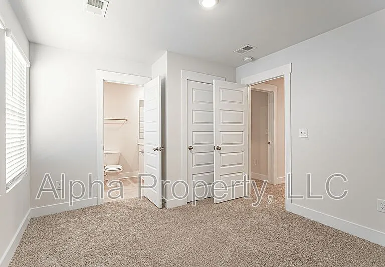 212 Round Back Way — Photo 12