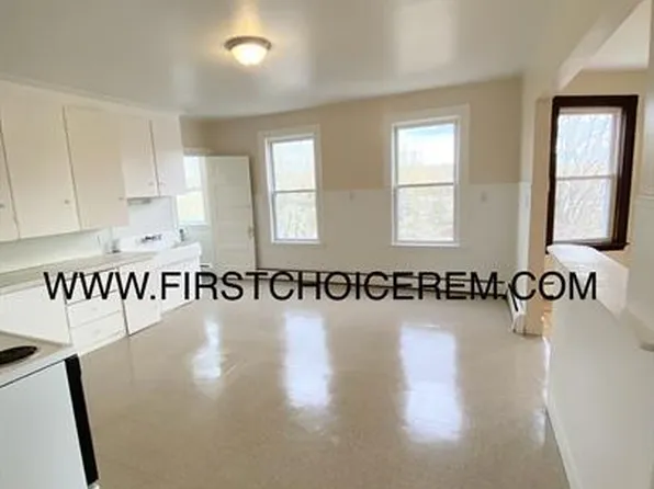 169-171 Oxford St, 169-171 Oxford St, Lewiston, ME 04240