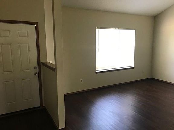 3rd image of 2427 W Olrich St