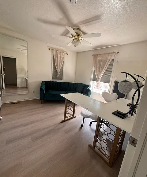 10798 Dayton Way — Photo 10