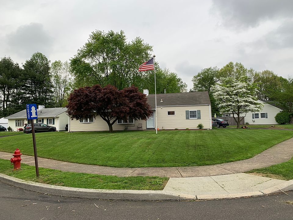 2nd image of 151 Andover Rd