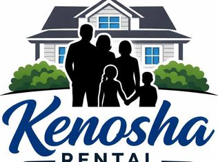 2708 48th St, Kenosha, WI 53140