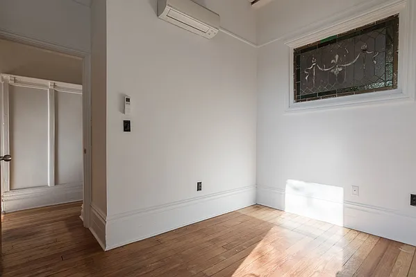 Rented by J & M Realty Services Corp (Management) | media 22