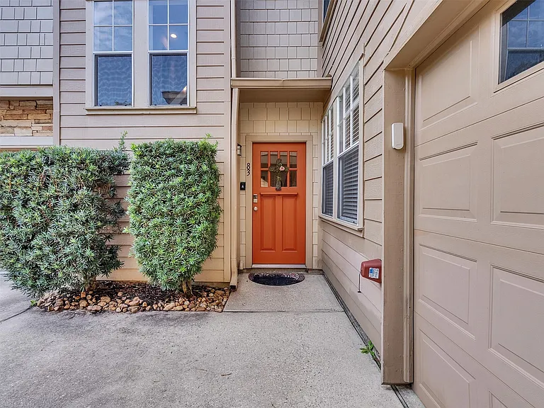 83 Scarlet Woods Ct #83 — Photo 3