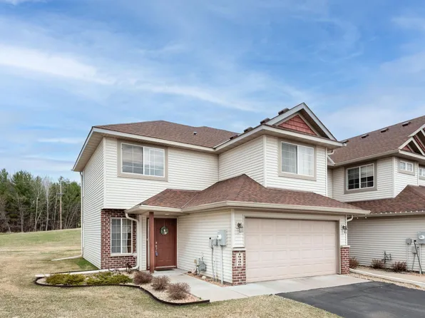 19496 Prairieview Dr, Rogers, MN 55374