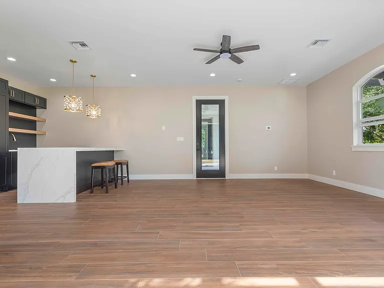 4985 Stables Way — Photo 34