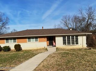 1973 Meadowcreek Dr, Louisville, KY 40218