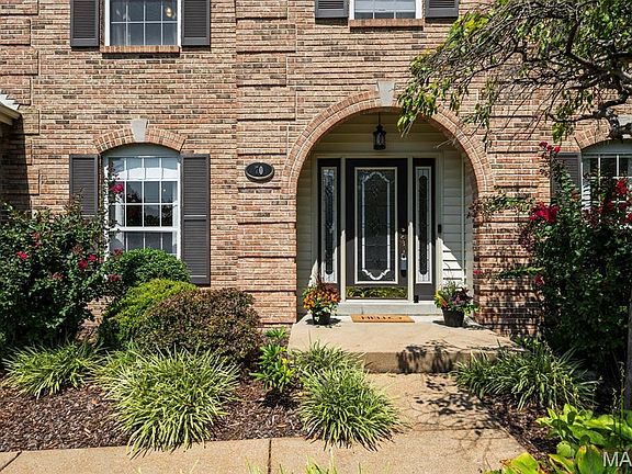 5th image of 70 Log Hill Ln