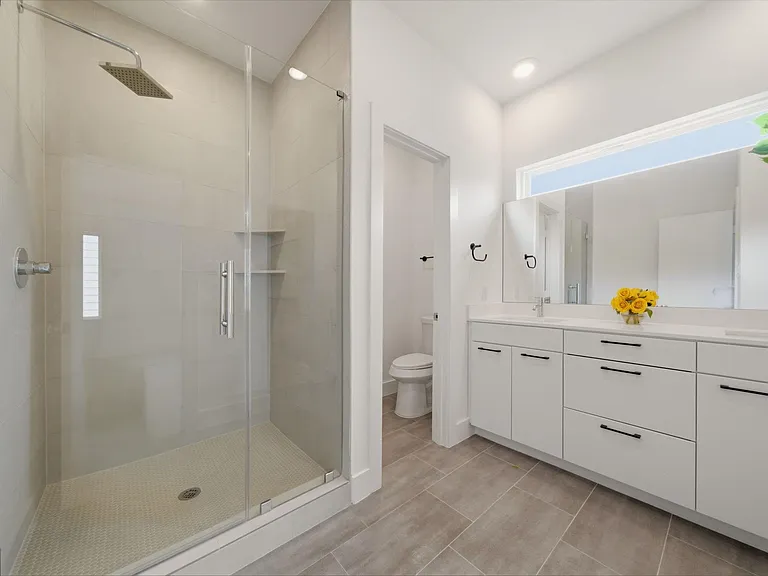 1512 Barbee St #B — Photo 20