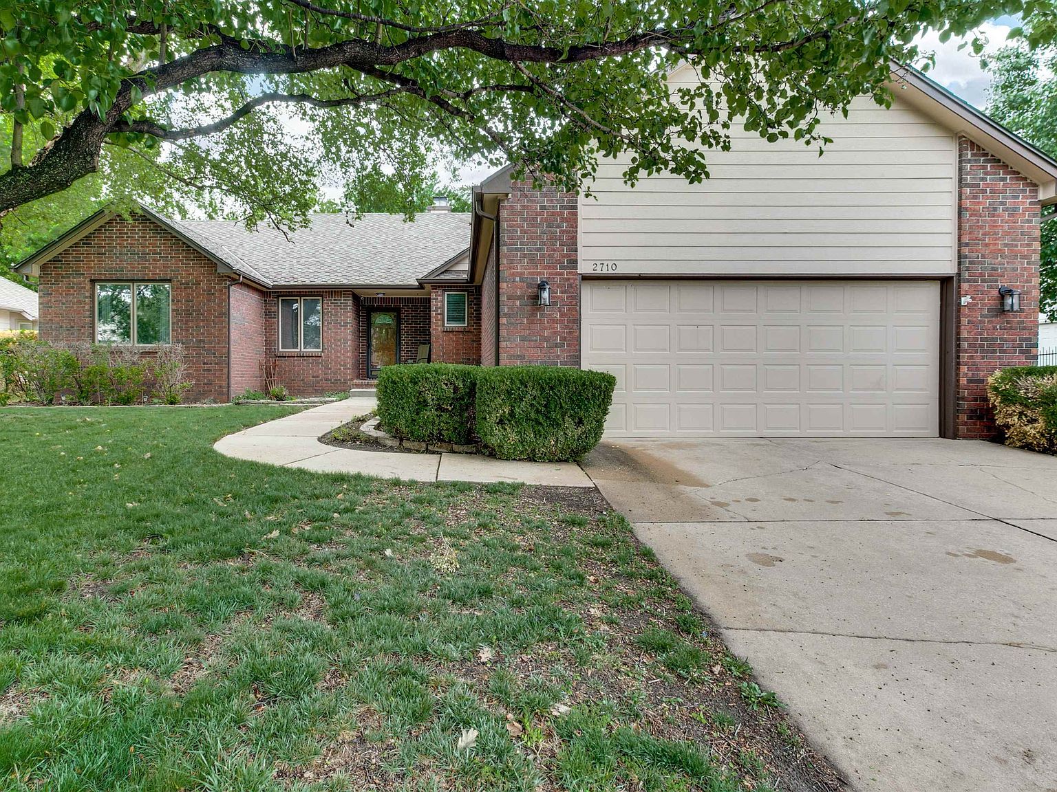 2710 N Plumthicket St, Wichita, KS 67226 Zillow