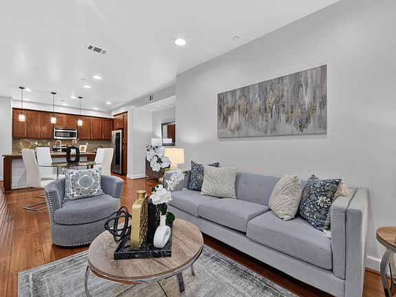 2nd image of 1656 Lee Way