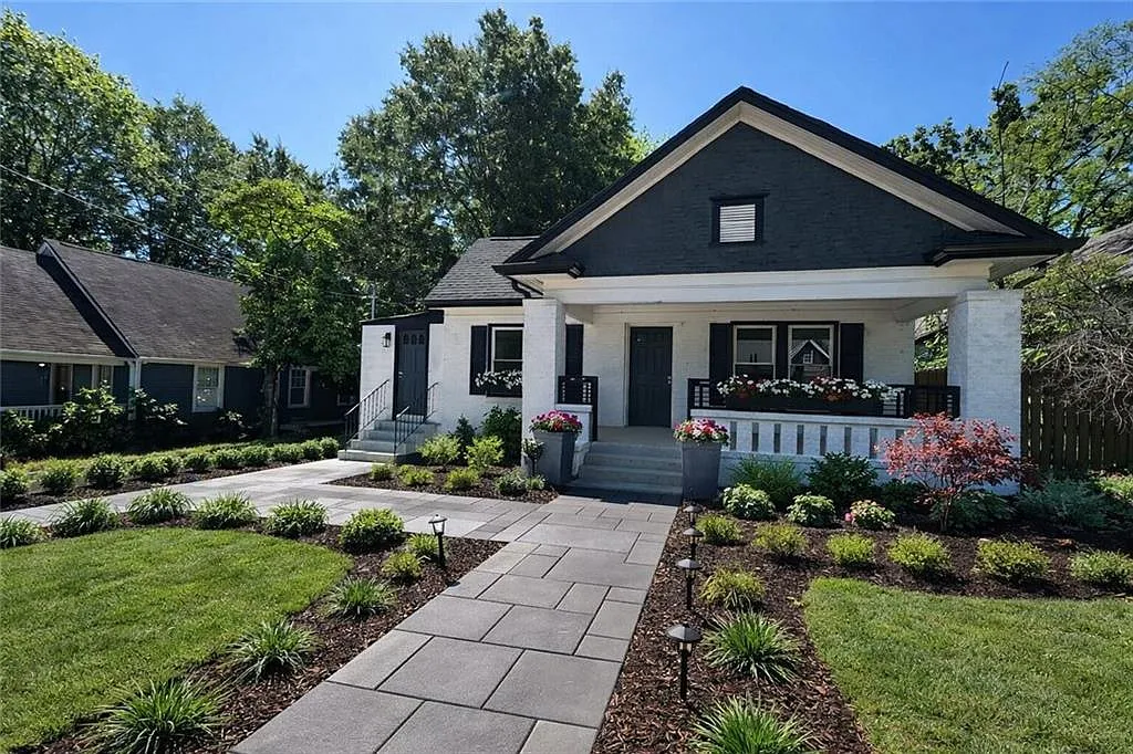 3 bed, 2.5 bath, 1592 sqft, $2,195 — Photo 1