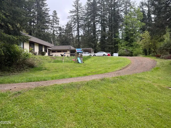 1712 N Nye St, Toledo, OR 97391