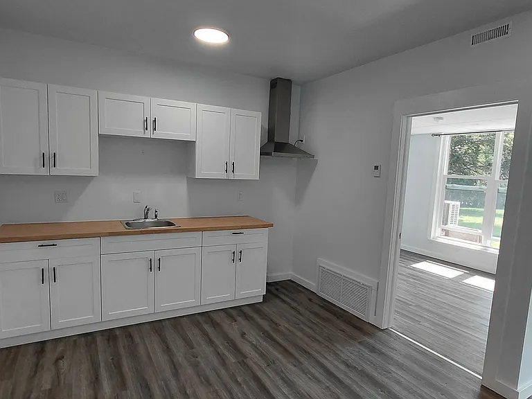 184 Napier St — Photo 7