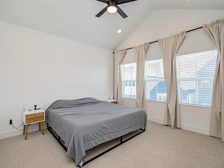 8325 Springwood Creek Ln — Photo 29