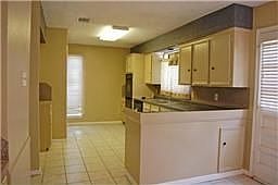 5th image of 2802 Ashford Oak Dr