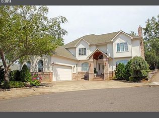 1083 Valley Butte Dr, Eugene, OR 97401