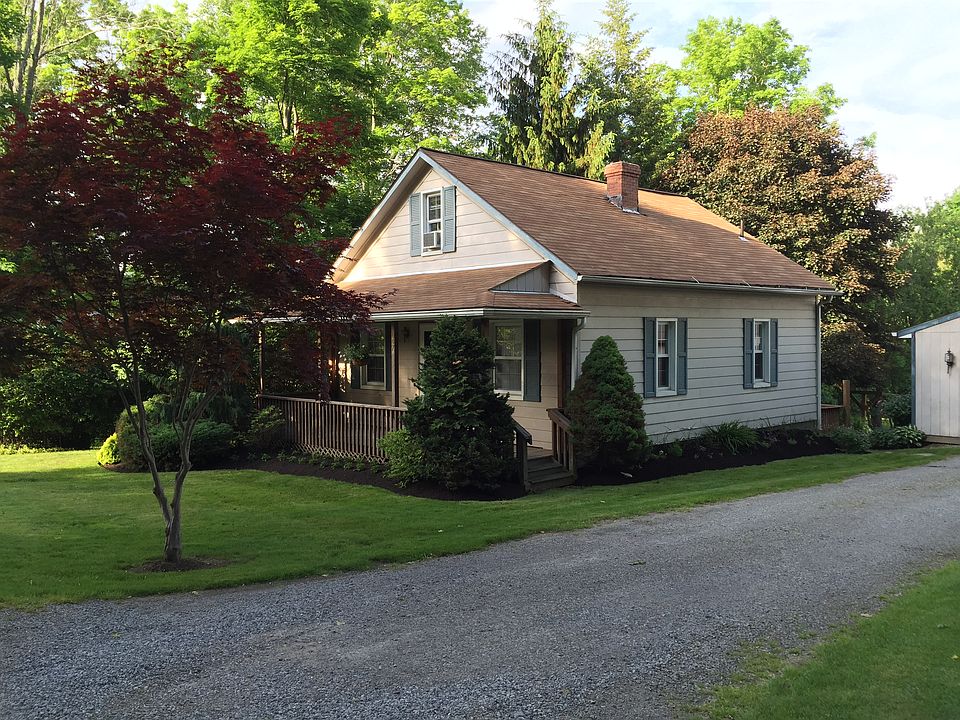 1st image of 647 Chestnut Street Ext